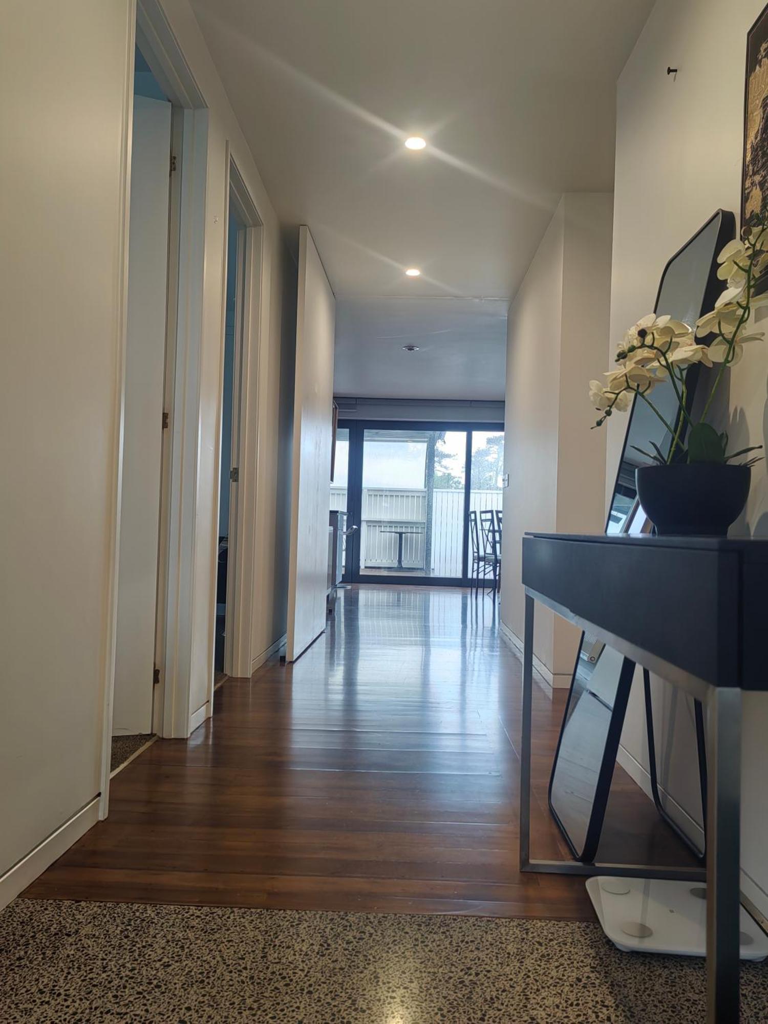 Hot Deal! Sky Stars Garden View Waking To The Beach Close To City Centre Оукланд Екстериор снимка