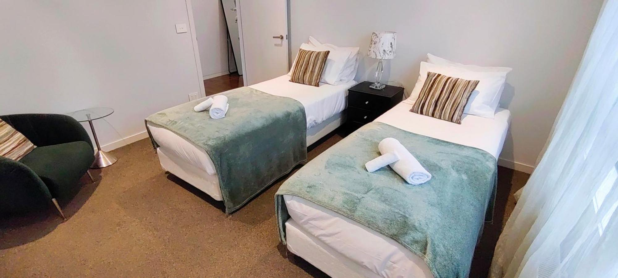 Hot Deal! Sky Stars Garden View Waking To The Beach Close To City Centre Оукланд Екстериор снимка